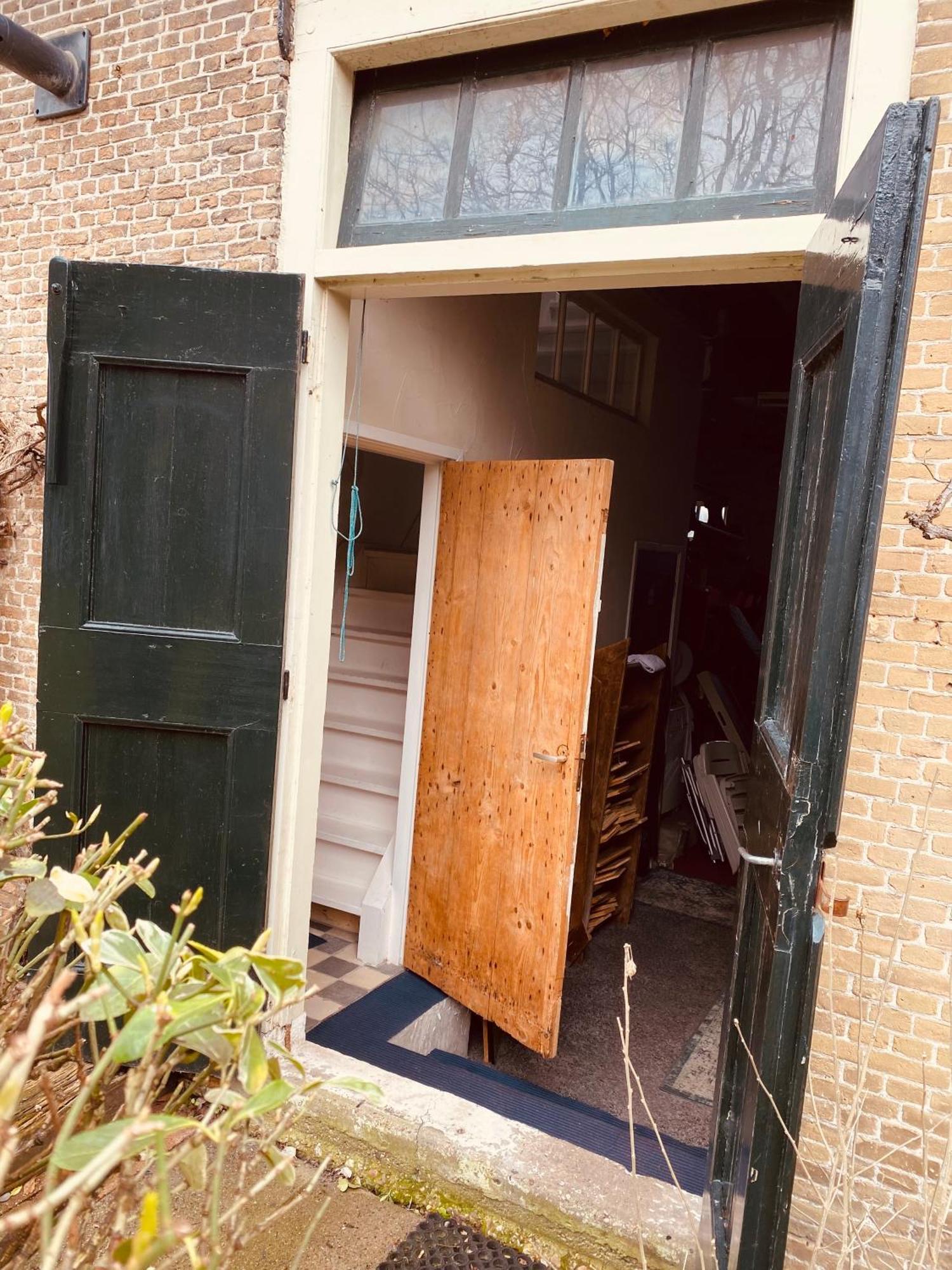Vakantie Appartement Goedereede Let Op De Badkamer Moet Met Andere Gasten Gedeeld Worden Kültér fotó